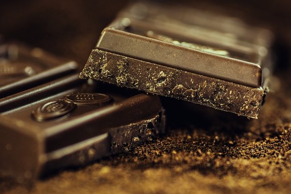 Découvrez les multiples saveurs et usages du chocolat noir