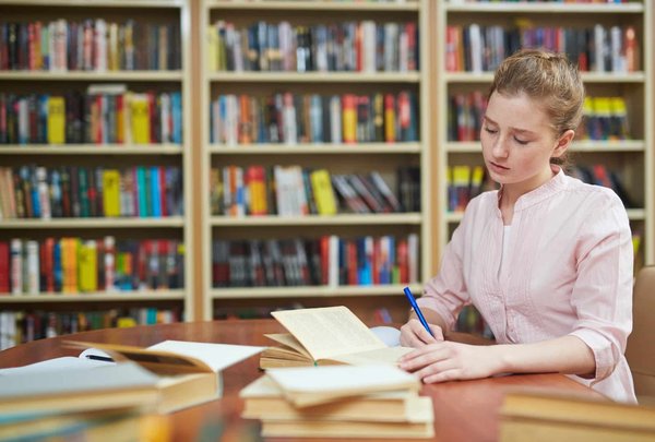 Les mots du monde : Explorer la littérature internationale